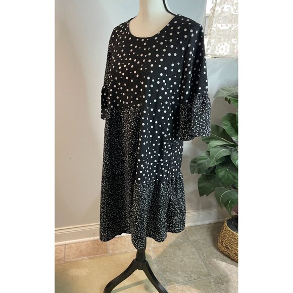 CAARA Millazo Black Polka Dot Asymmetrical Shift Crew Neck Dress Size Large - Picture 4 of 16